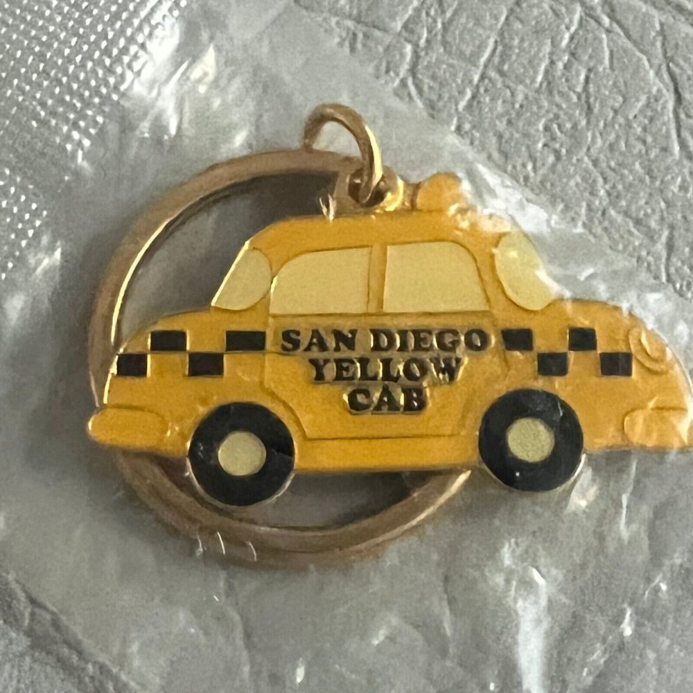 Yellow Cab Keychain San Diego Advertising Keyring Vintage New‎